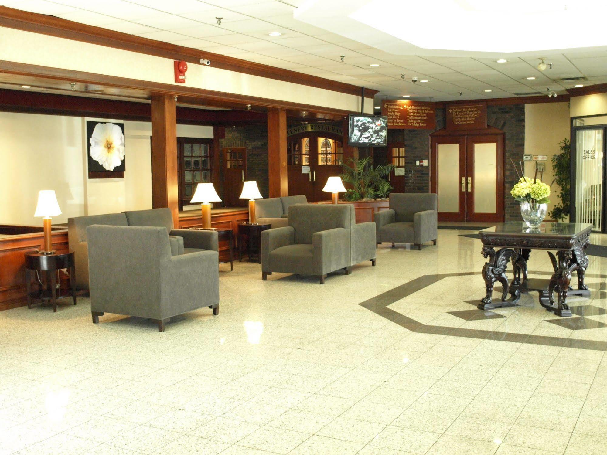 Toronto Plaza Airport Hotel Exterior photo